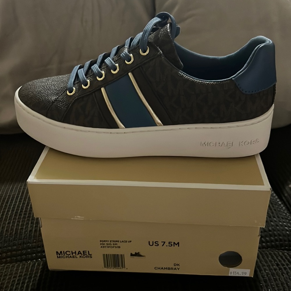 Michael Kors Sneakers size 7.5